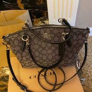 COACH CROSSBODY BAG KELSEY SIGNATURE CANVAS BLACK/GRAY W/ BOX & SHOPPING BAG